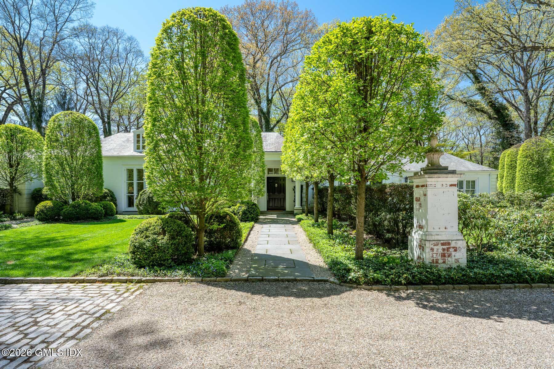47 Husted Lane Greenwich, CT 06830 - Photo 5 of 25 47 Husted Ln EXT 30 - WEB