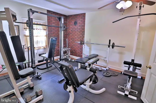 $650,000 | 2145 Old Lancaster Pike, Reinholds, PA 17569