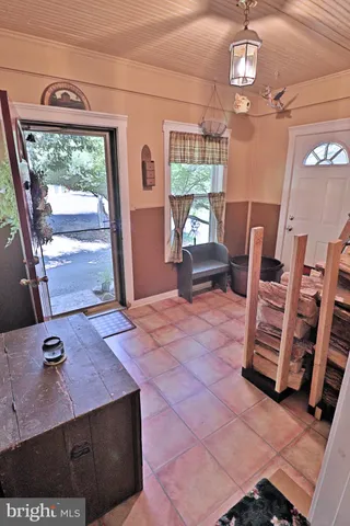 $650,000 | 2145 Old Lancaster Pike, Reinholds, PA 17569