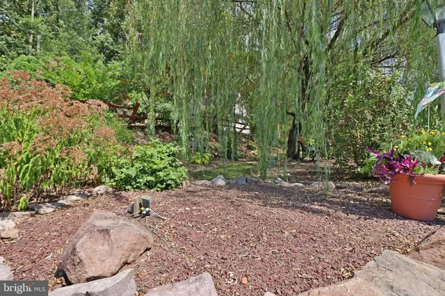 $650,000 | 2145 Old Lancaster Pike, Reinholds, PA 17569