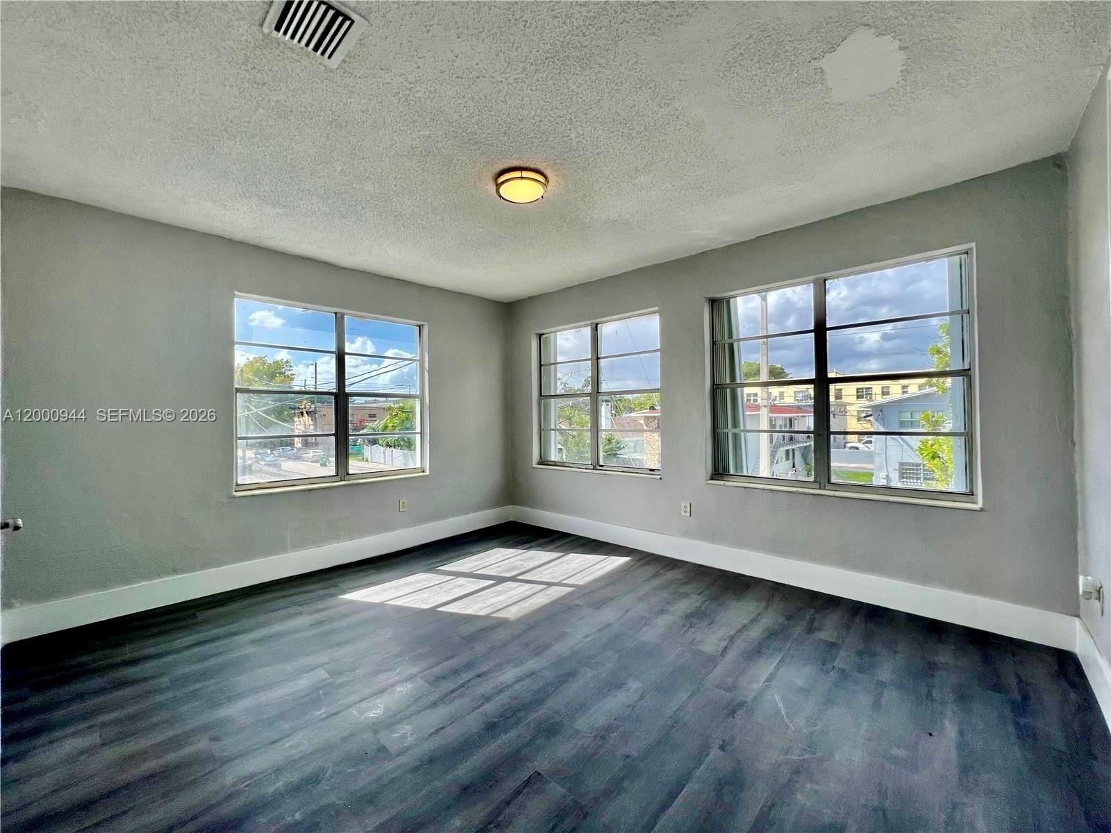 301 Southwest 10th Avenue, Unit 1 Miami, FL 33130 - Photo 3 of 10