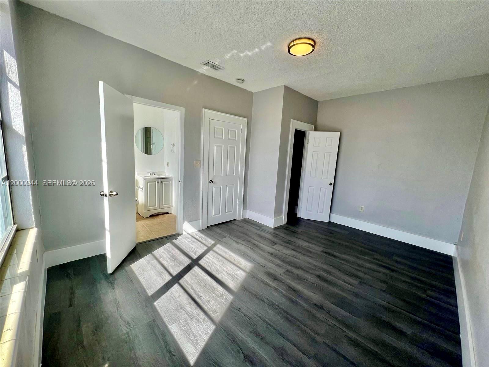 301 Southwest 10th Avenue, Unit 1 Miami, FL 33130 - Photo 6 of 10