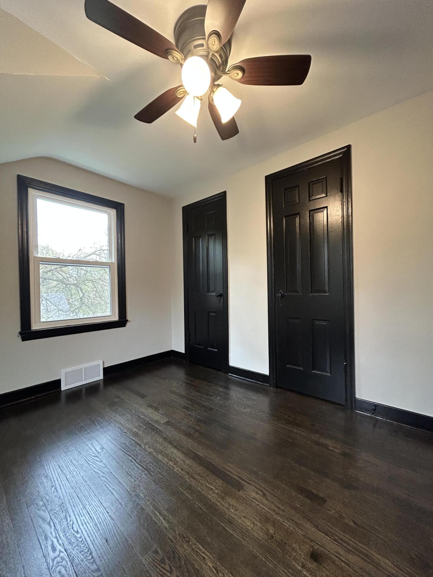 2264 Crest Road Gary, IN 46408 - Photo 55 of 86 1500x2000