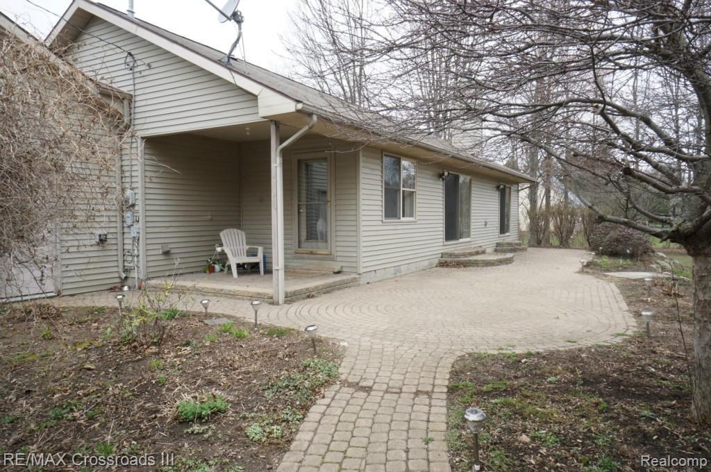 22821 Bohn Road Belleville, MI 48111 - Photo 16 of 19 Gallery Image 16