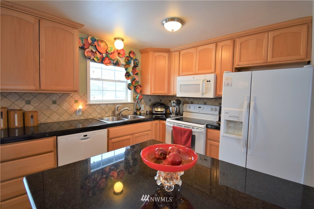 738 Ridge Place Omak, WA 98841 - Photo 17 of 33 Gallery Image 17