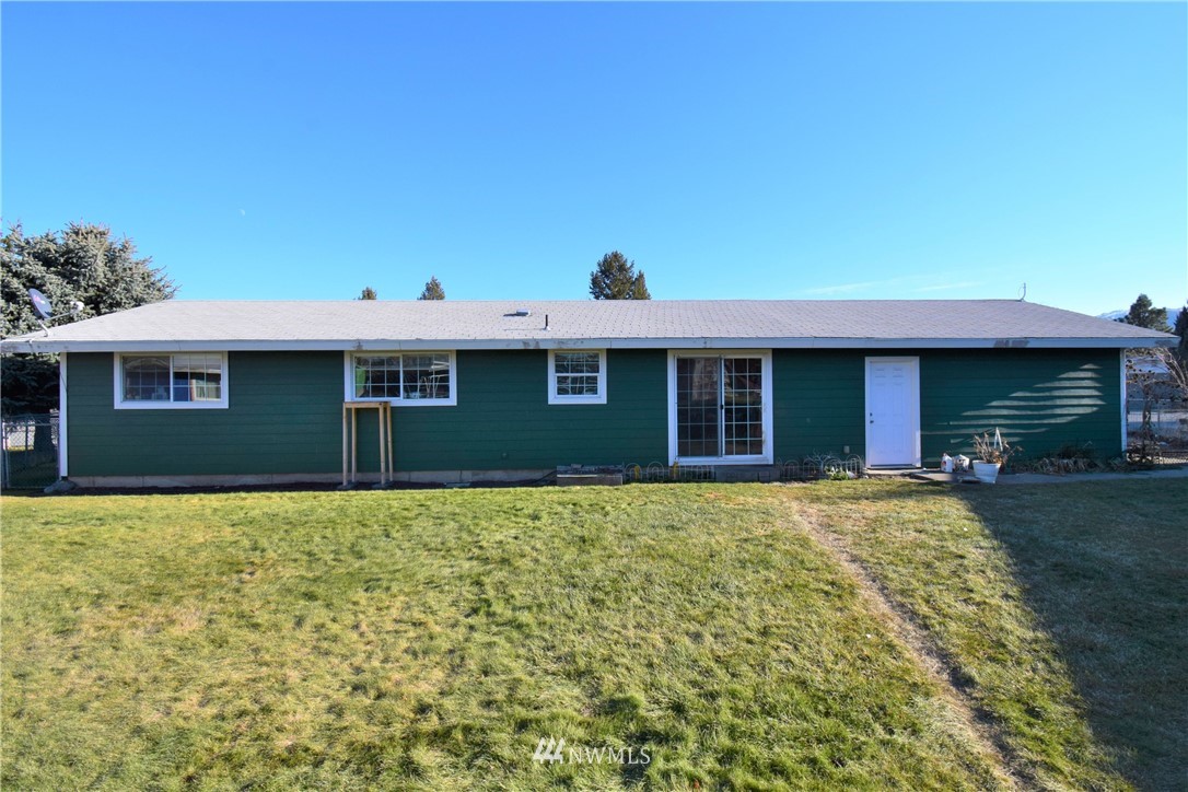 738 Ridge Place Omak, WA 98841 - Photo 8 of 33 Gallery Image 8