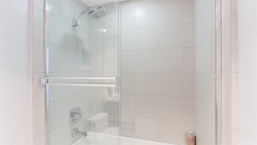 12020 Guerin Street, Unit 303 Studio City, CA 91604 - Photo 26 of 33