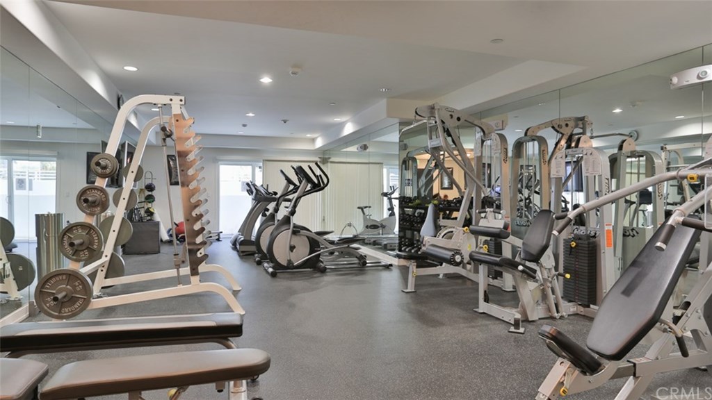 12020 Guerin Street, Unit 303 Studio City, CA 91604 - Photo 30 of 33