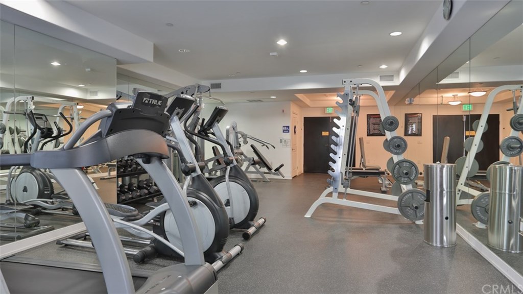 12020 Guerin Street, Unit 303 Studio City, CA 91604 - Photo 31 of 33