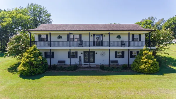$415,000 | 106 Edgehill Road, Fayetteville, TN 37334