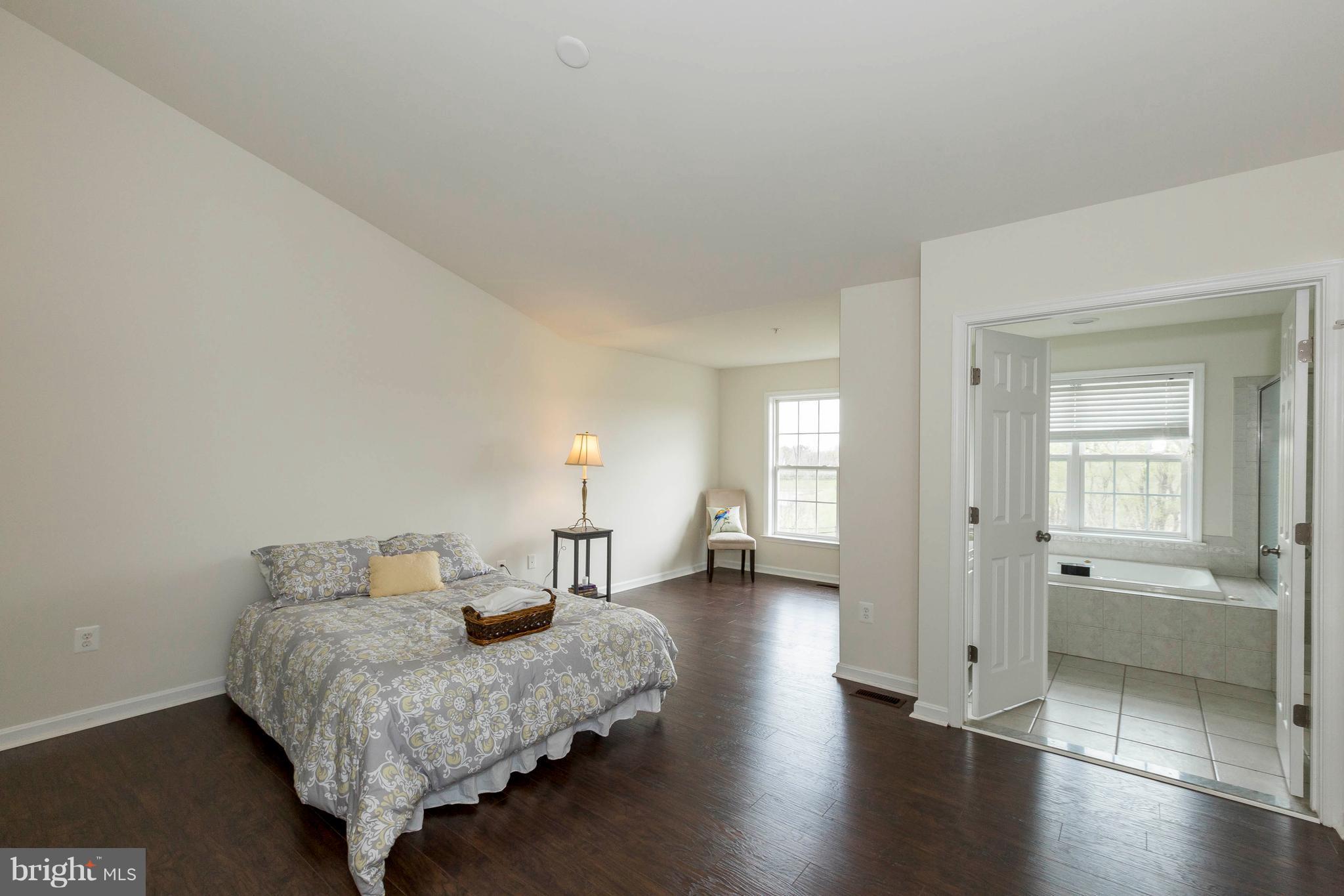 204 Timber View Court Frederick, MD 21702 - Photo 5 of 28 HUGE Master Suite