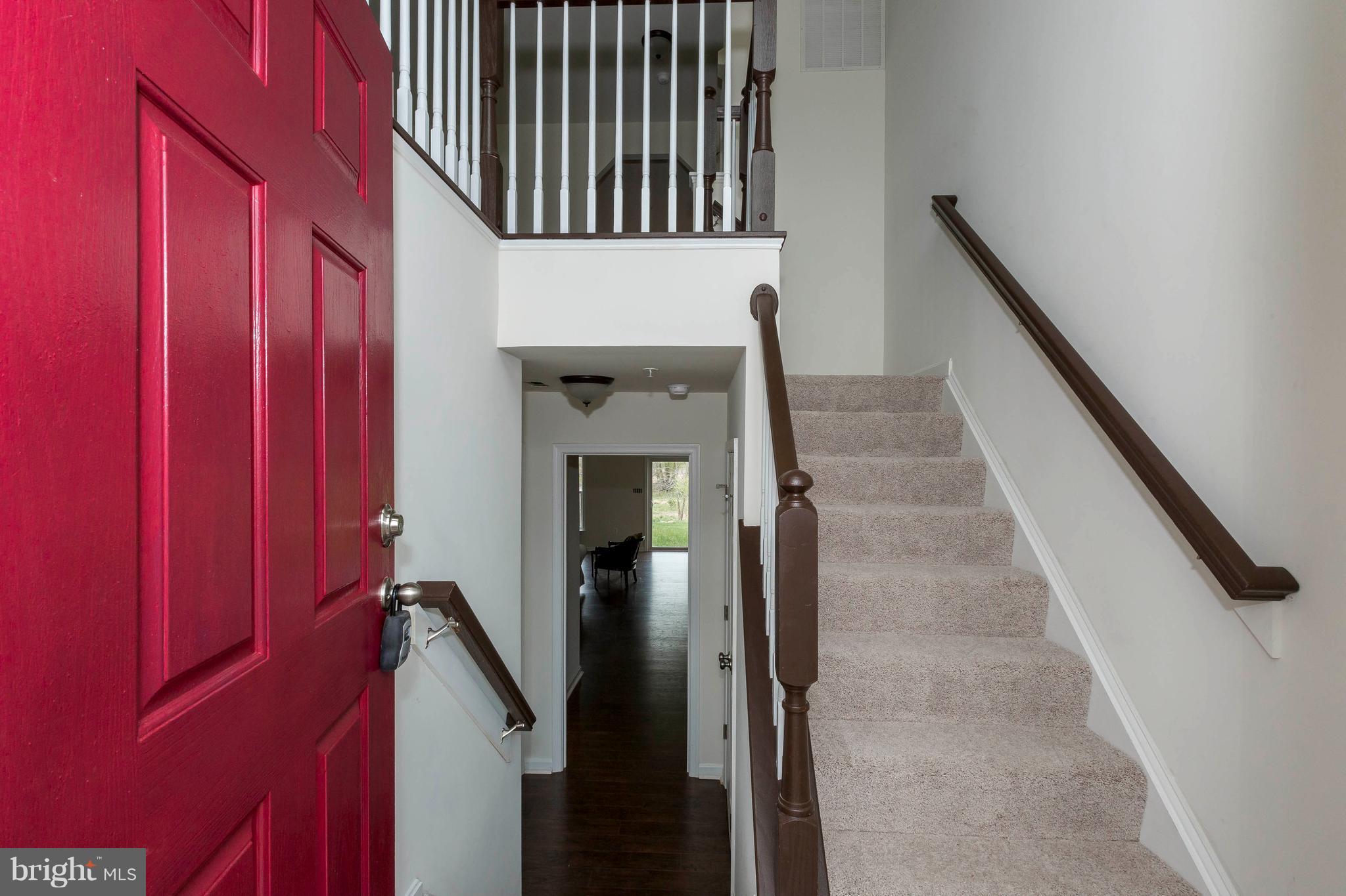 204 Timber View Court Frederick, MD 21702 - Photo 6 of 28 Welcoming entrance way