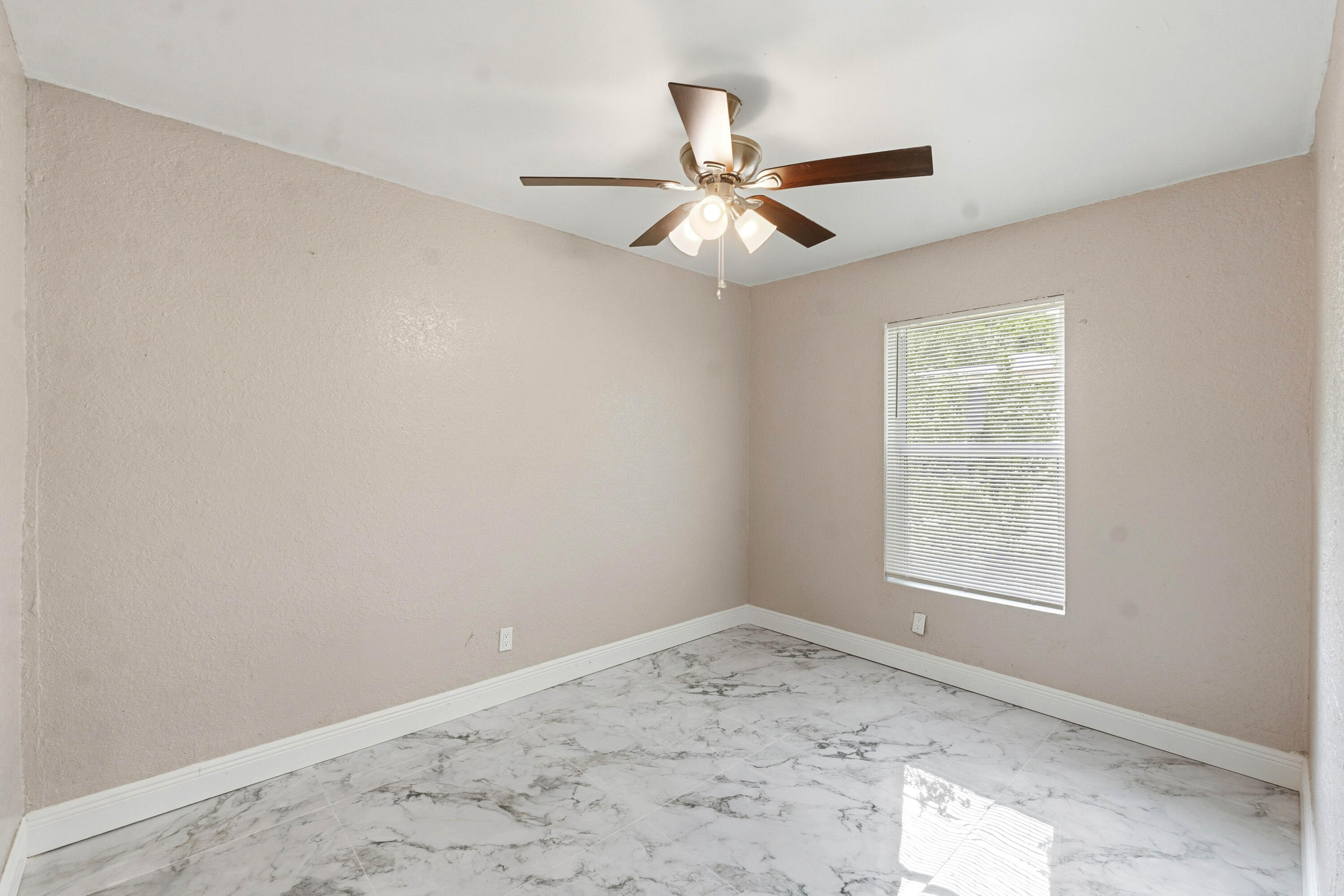 166 Southwest 3rd Street, Unit AD Deerfield Beach, FL 33441 - Photo 11 of 33 166 SW 3rd St_003