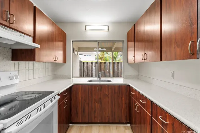 $1,099,000 | 416 Opihikao Place, Unit 512, Honolulu, HI 96825