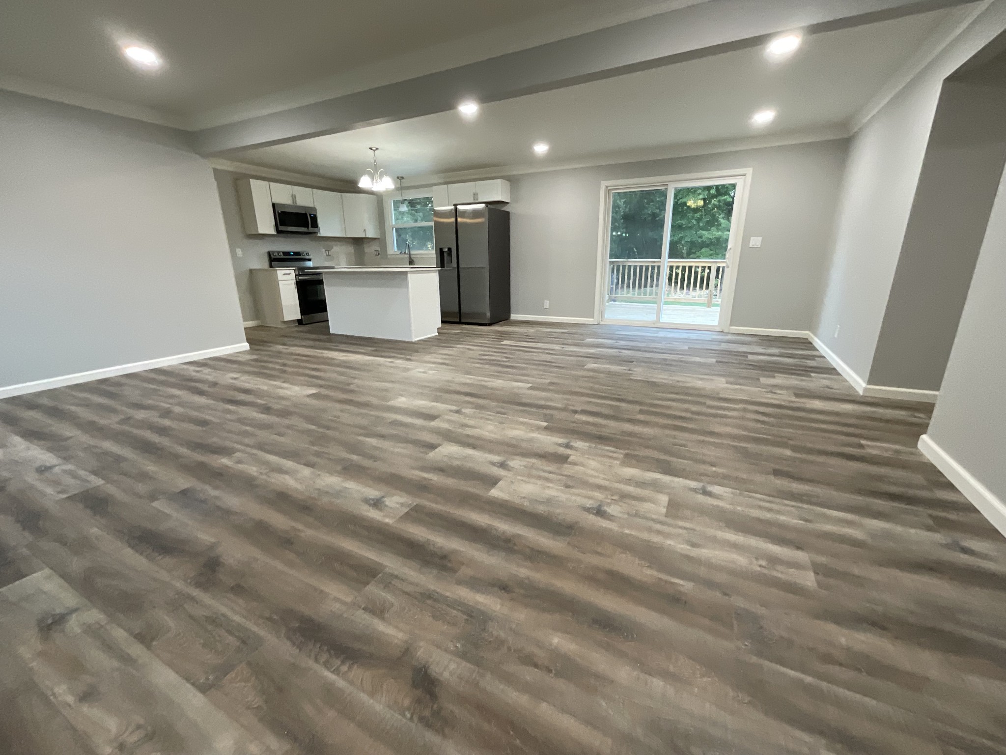 38 Hillsboro Road Clarksville, TN 37042 - Photo 4 of 22