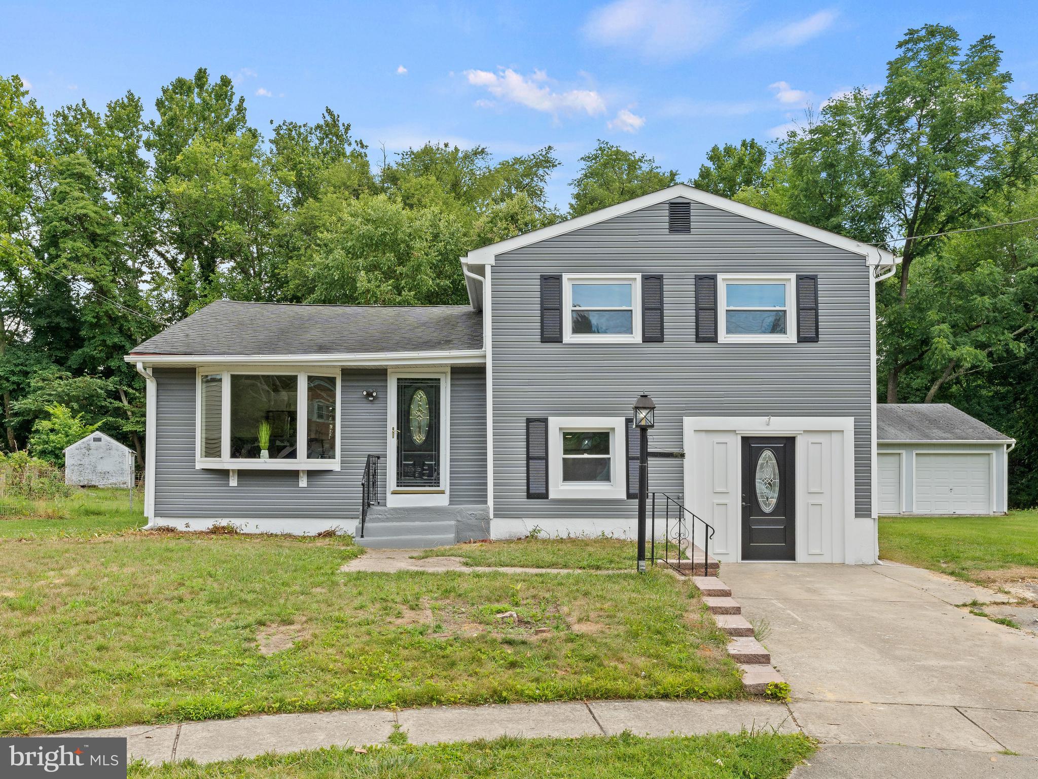 201 Dale Place Lindenwold, NJ 08021 - Photo 1 of 28 Gallery Image 1