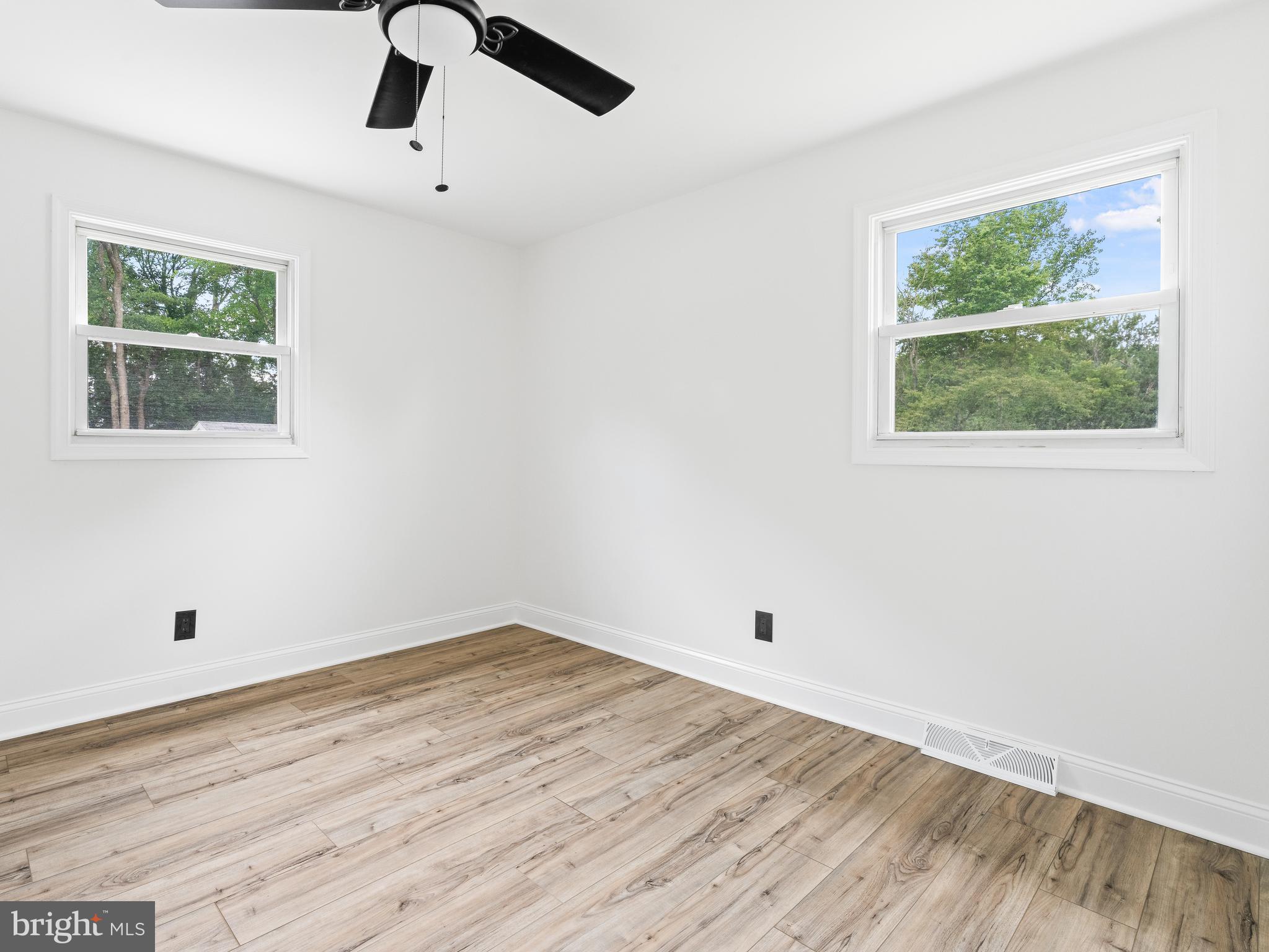 201 Dale Place Lindenwold, NJ 08021 - Photo 14 of 28 Gallery Image 14