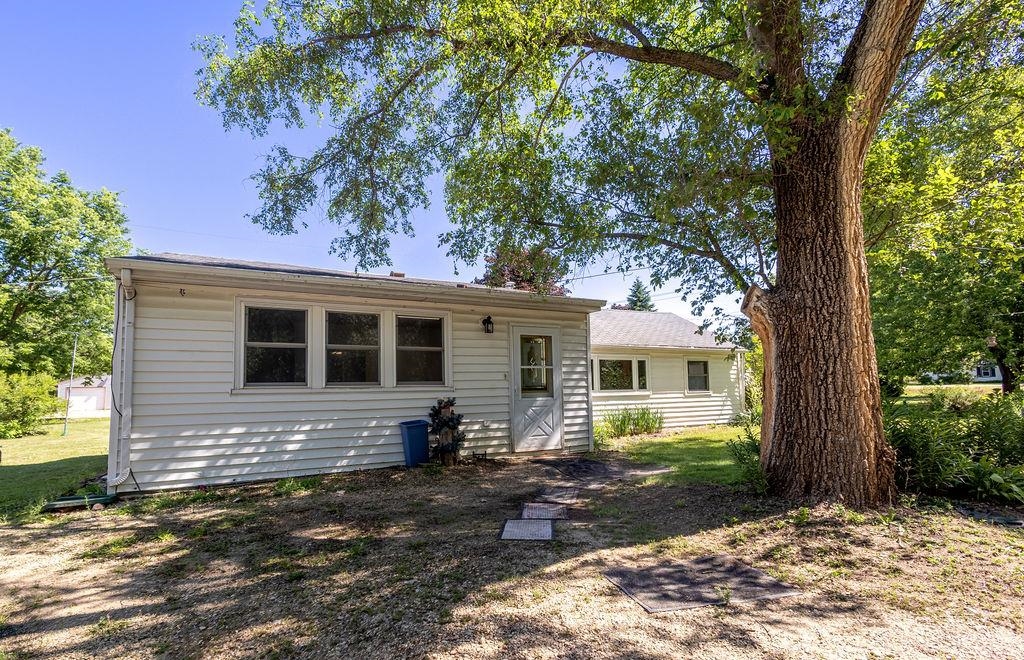 2160 South Afton Road Beloit, WI 53511 - Photo 1 of 20