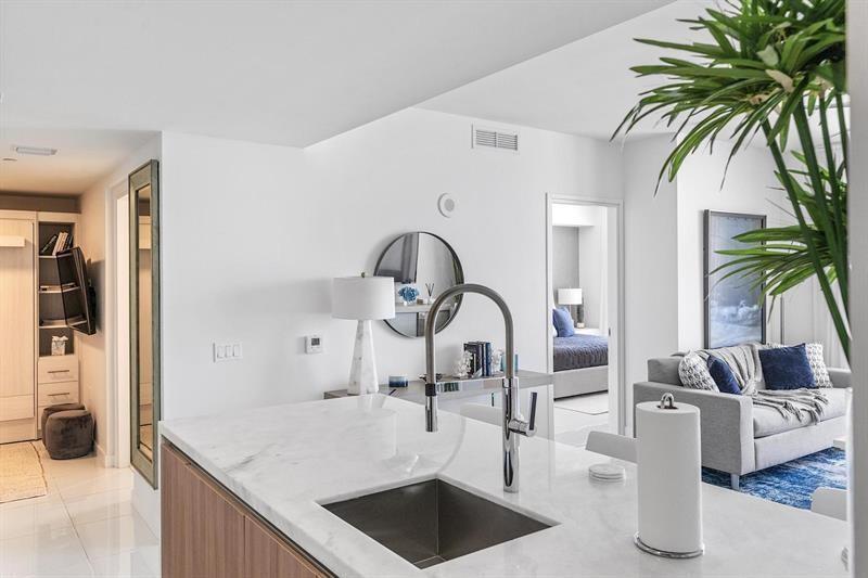 401 North Birch Road, Unit 1214 Fort Lauderdale, FL 33304 - Photo 9 of 47