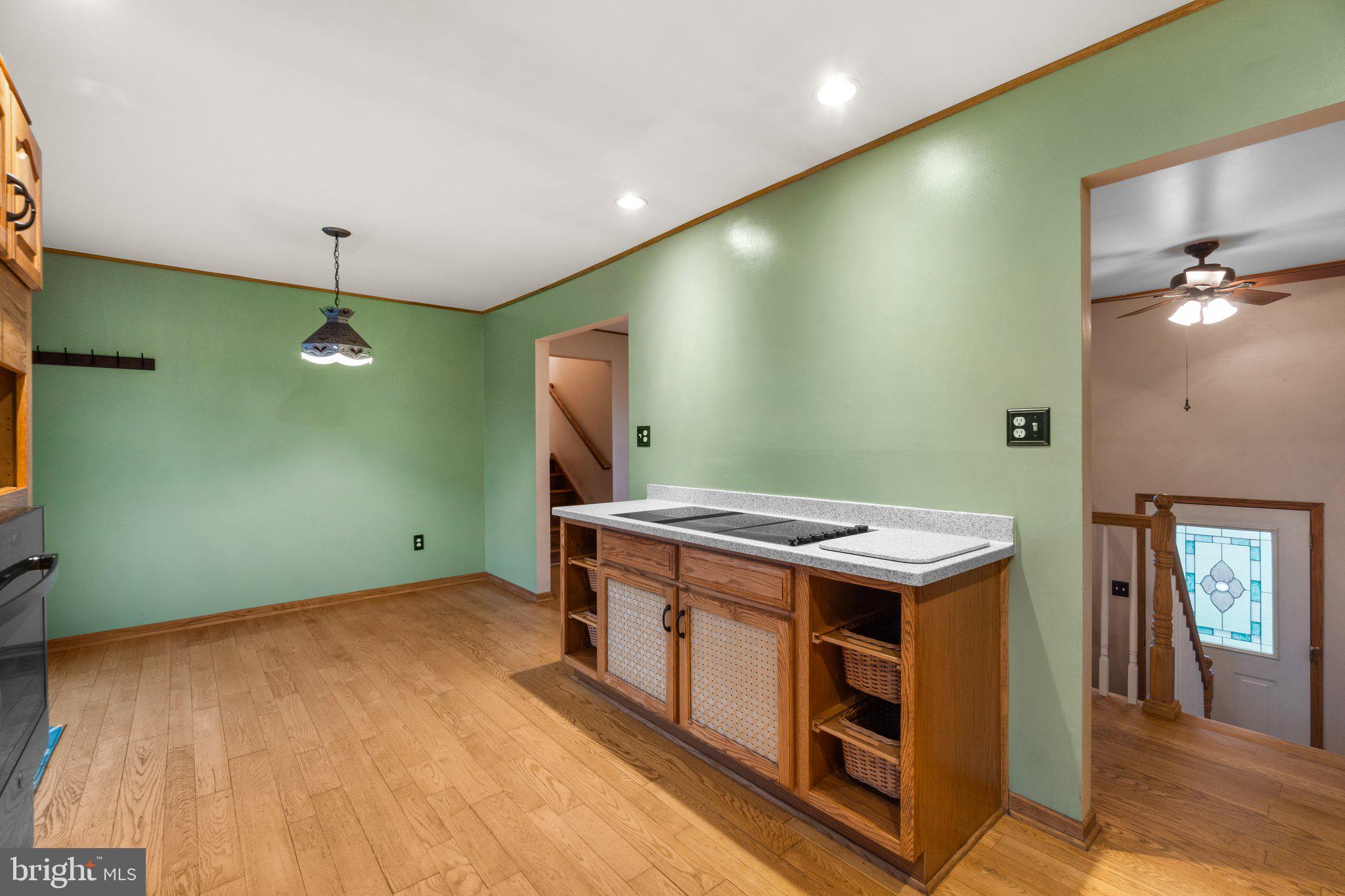 2117 Ebbvale Road Manchester, MD 21102 - Photo 9 of 38 Room for Table