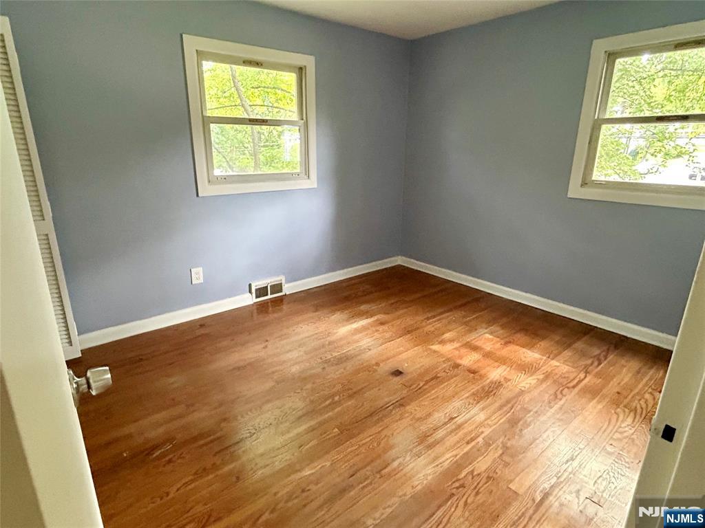1398 River Road Teaneck, NJ 07666 - Photo 10 of 11 Gallery Image 10