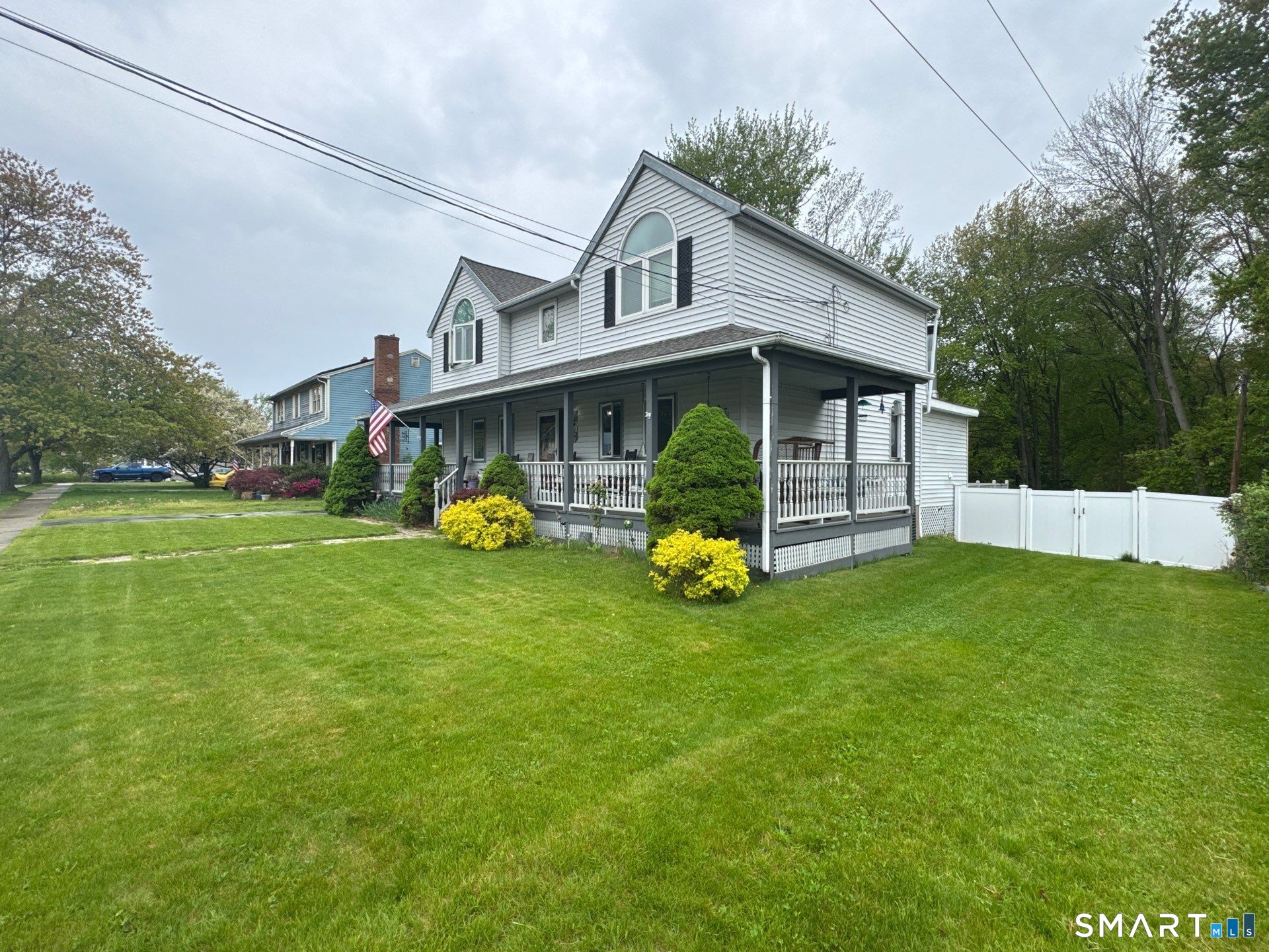 325 West Rutland Road Milford, CT 06461 - Photo 3 of 27