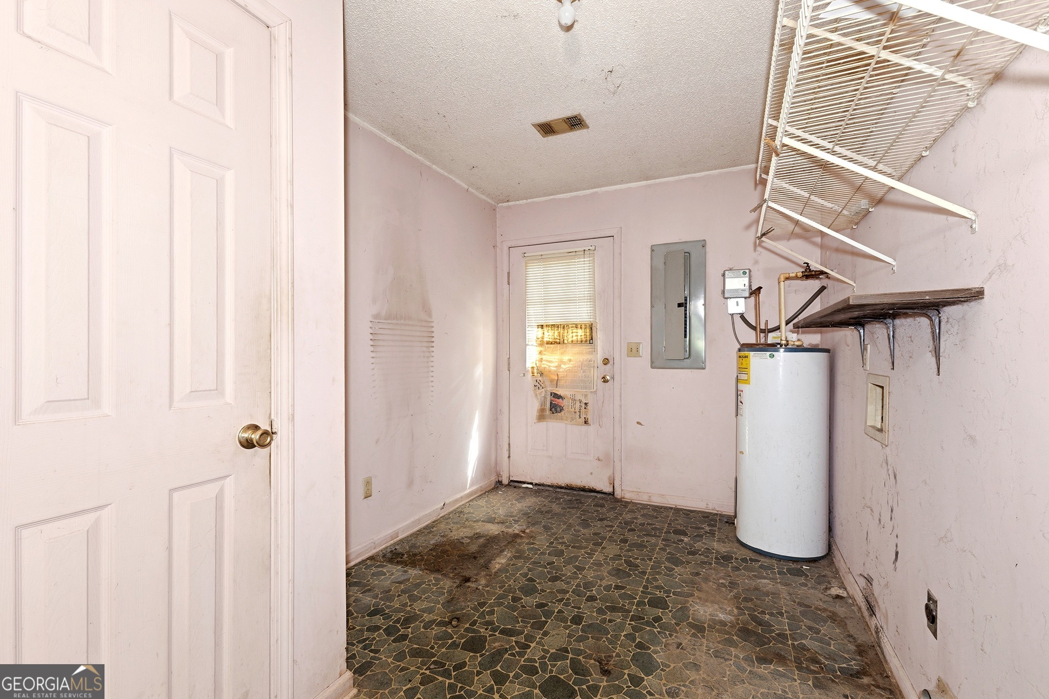 342 North Lake Drive Perry, GA 31069 - Photo 12 of 22 a view of small space