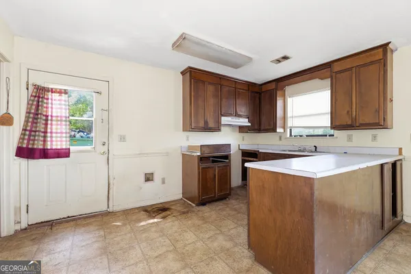 $179,900 | 342 North Lake Drive, Perry, GA 31069