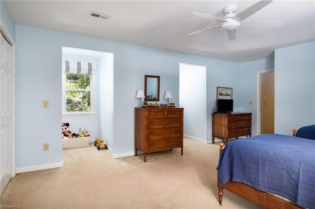 5200 Candlewick Road Greensboro, NC 27455 - Photo 22 of 33 4th bedroom