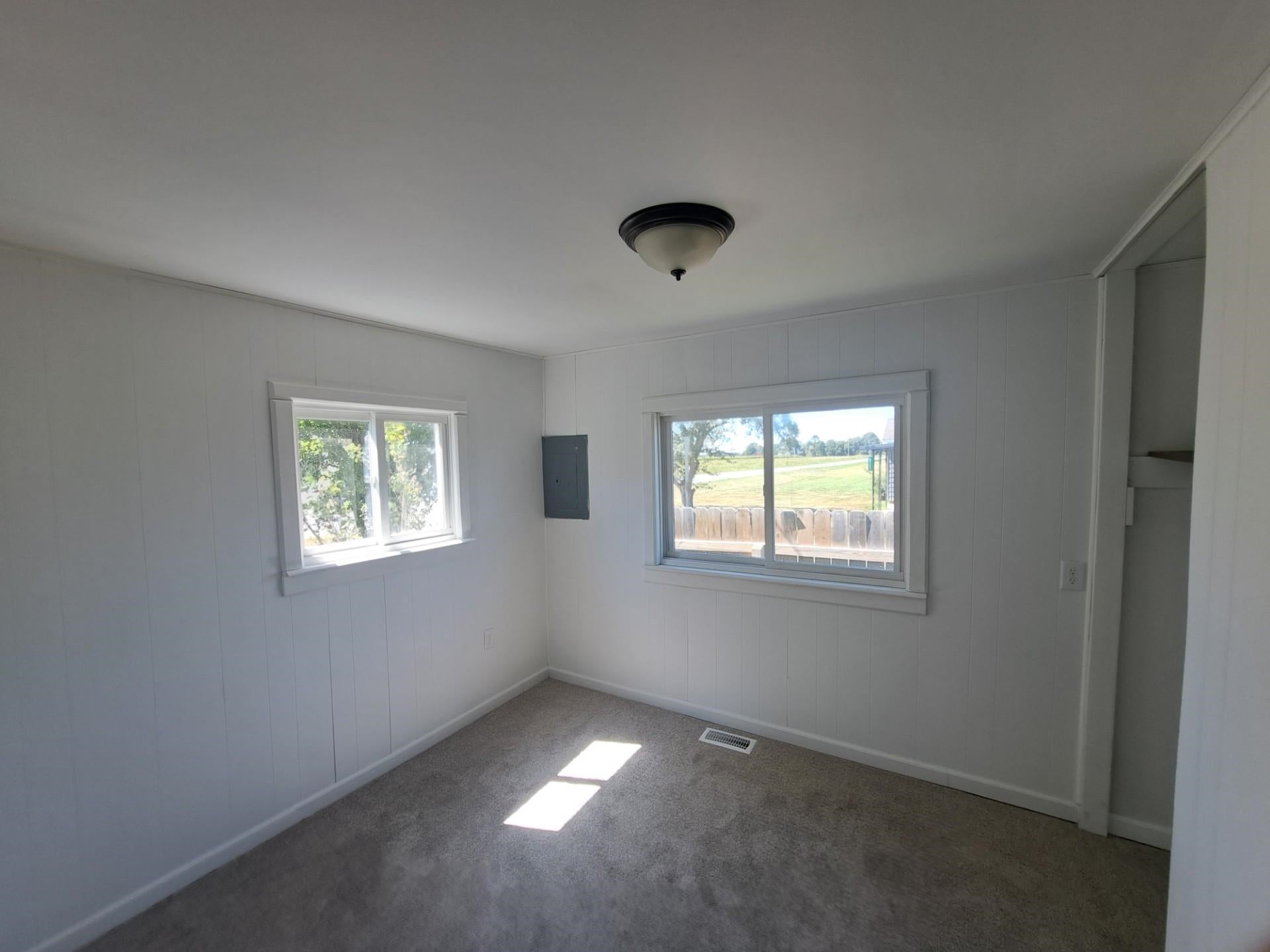 5576 West Kent Road St. Louis, MI 48880 - Photo 6 of 15 Gallery Image 6