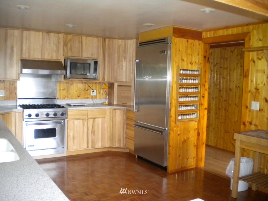 230 Smith Creek Road Raymond, WA 98577 - Photo 6 of 15 Gallery Image 6