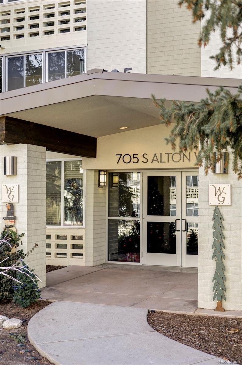 705 South Alton Way, Unit 4D Denver, CO 80247 - Photo 2 of 26