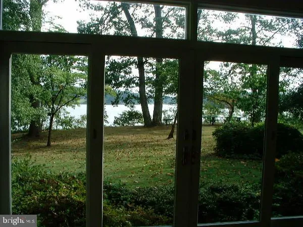 $18,000,000 | 27 Old South River Road, Edgewater, MD 21037