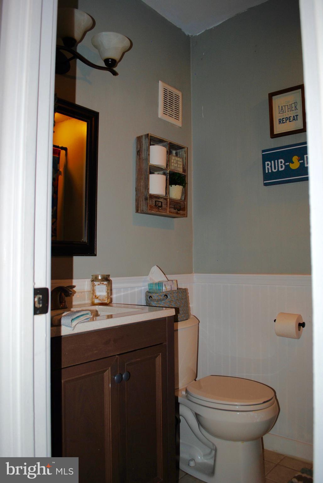 11003 Calera Road Philadelphia, PA 19154 - Photo 25 of 34 Gallery Image 25