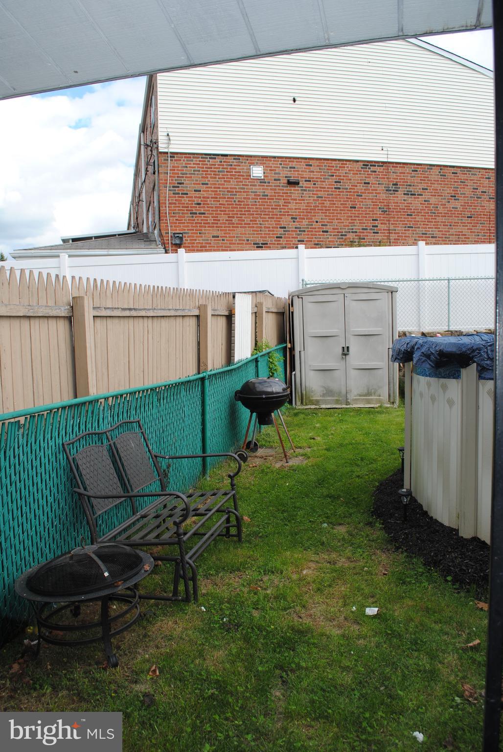 11003 Calera Road Philadelphia, PA 19154 - Photo 33 of 34 Gallery Image 33