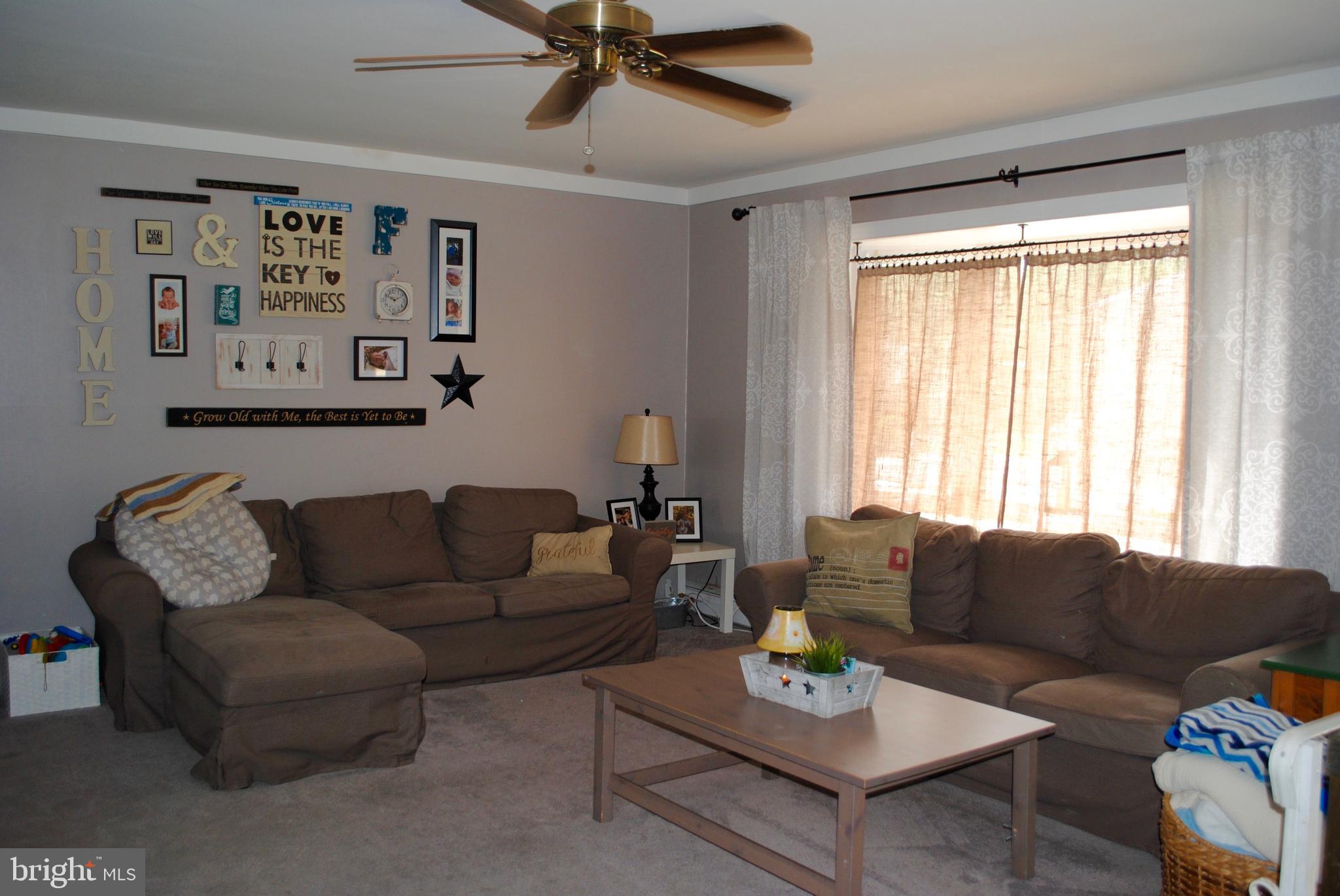 11003 Calera Road Philadelphia, PA 19154 - Photo 9 of 34 Gallery Image 9