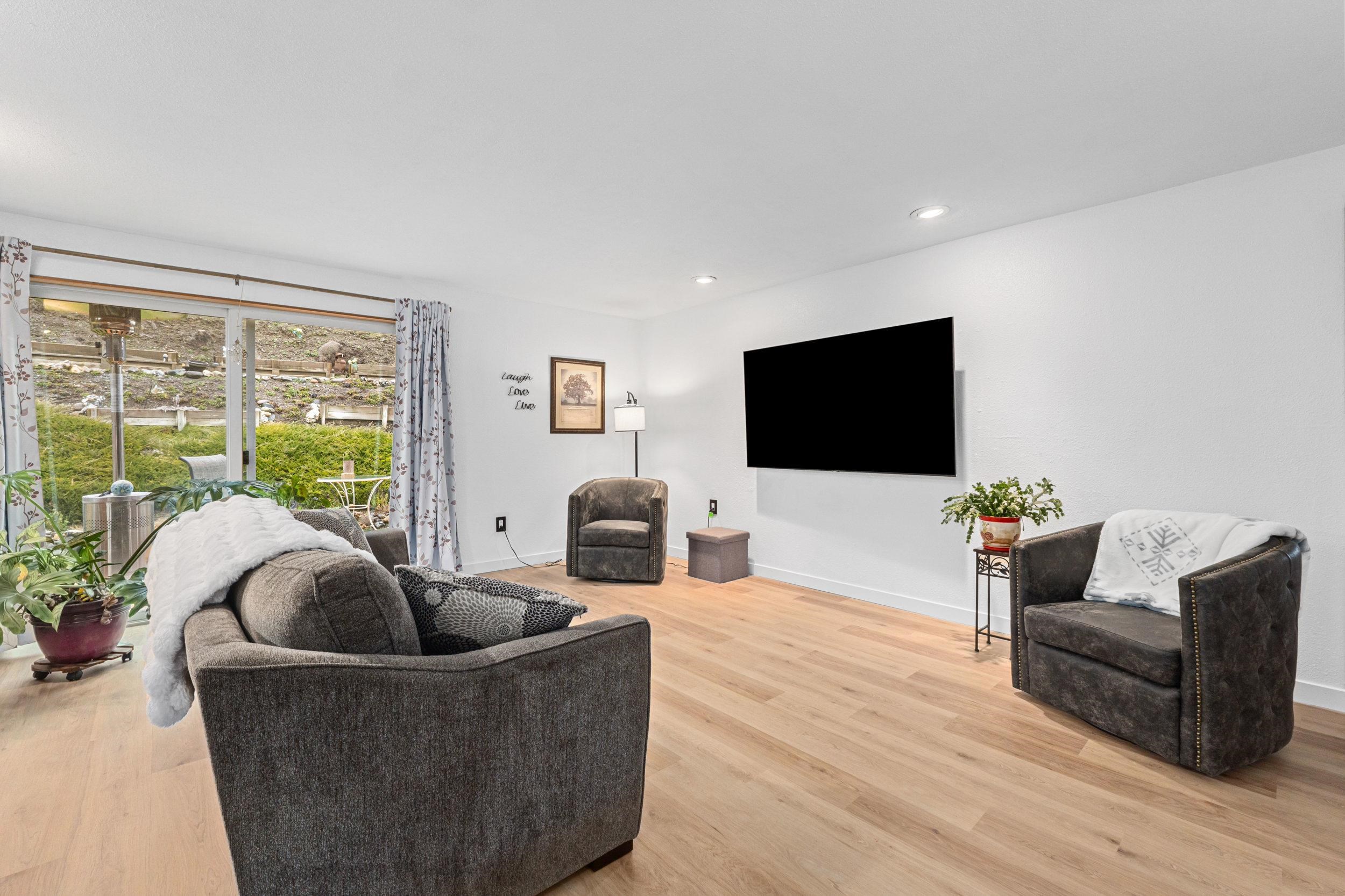 2380 Kettle River Road Kettle Falls, WA 99141 - Photo 10 of 41