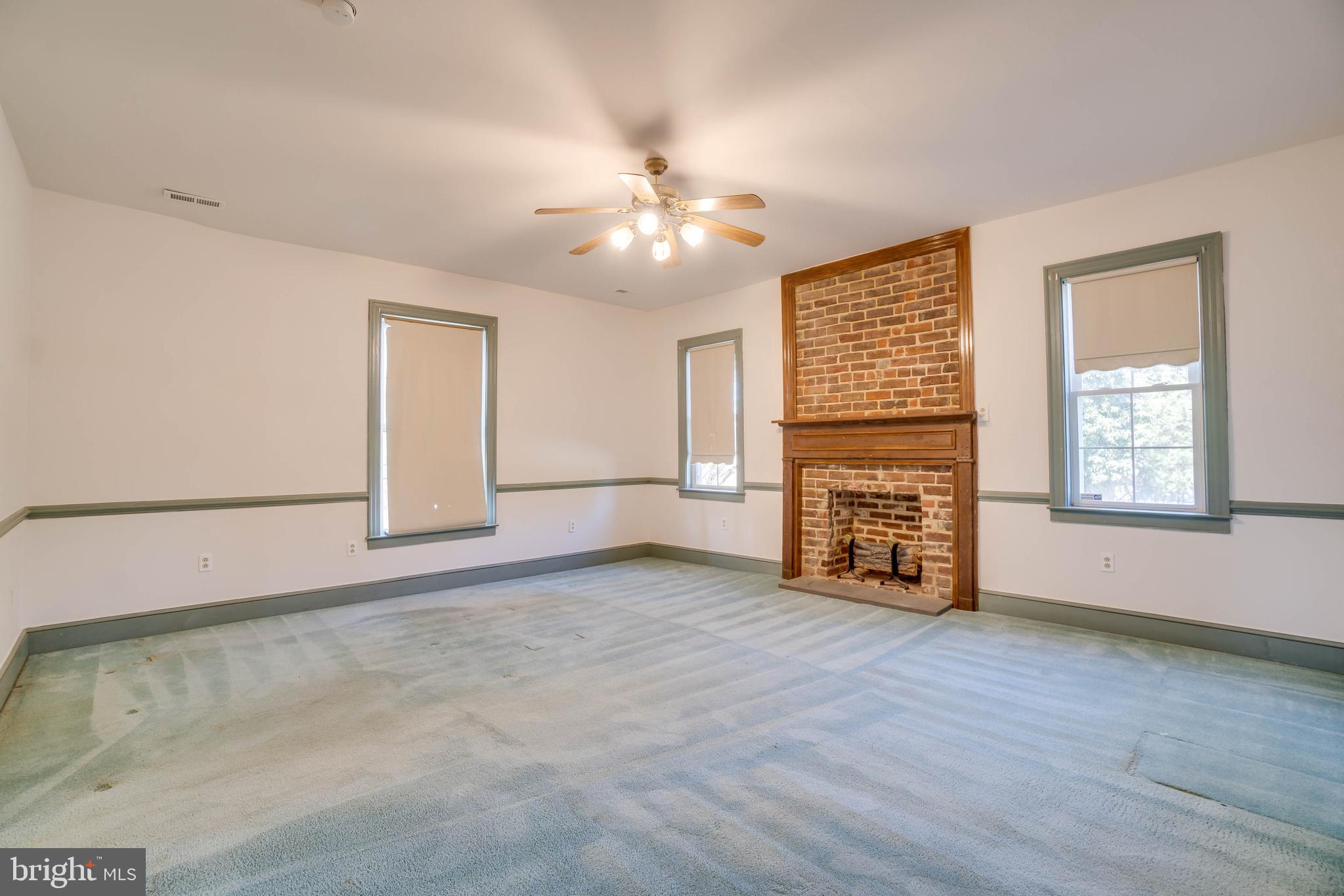 10389 Hanover Church Road King George, VA 22485 - Photo 14 of 29 1st floor bedroom