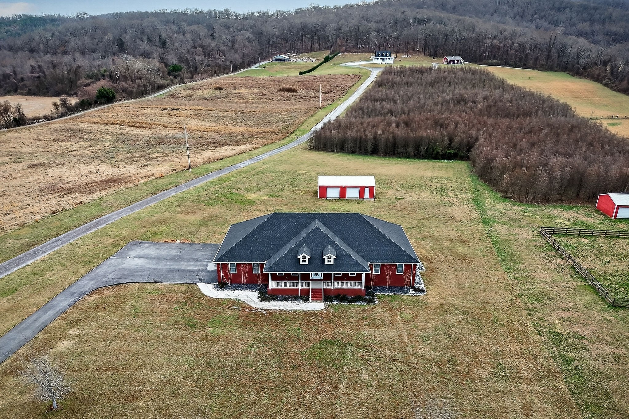 2408 Shellsford Road McMinnville, TN 37110 - Photo 2 of 60