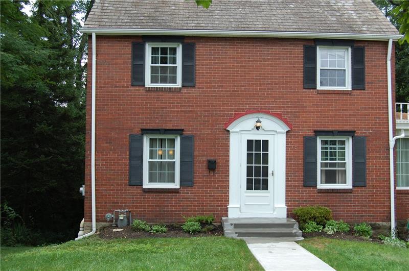 1064 Brinton Road Pittsburgh, PA 15221 - Photo 1 of 24 Gallery Image 1