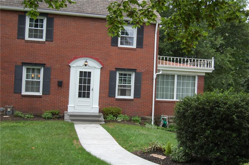 1064 Brinton Road Pittsburgh, PA 15221 - Photo 2 of 24 Gallery Image 2