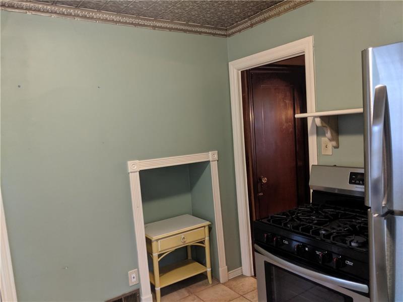 1064 Brinton Road Pittsburgh, PA 15221 - Photo 14 of 24 Gallery Image 14