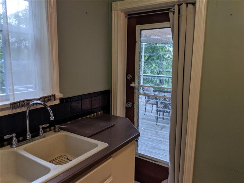 1064 Brinton Road Pittsburgh, PA 15221 - Photo 16 of 24 Gallery Image 16