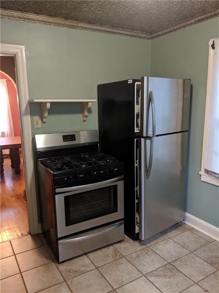 1064 Brinton Road Pittsburgh, PA 15221 - Photo 18 of 24 Gallery Image 18