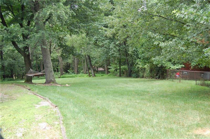 1064 Brinton Road Pittsburgh, PA 15221 - Photo 3 of 24 Gallery Image 3