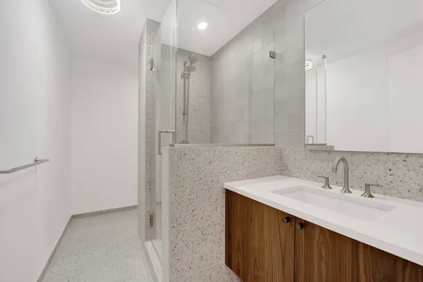 $3,000 | 900 North Lake Shore Drive, Unit 2113, Chicago, IL 60611