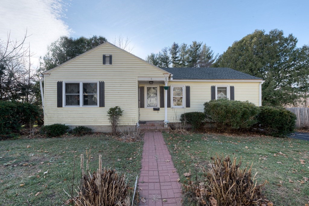 5 Sherwood Road Worcester, MA 01602 - Photo 1 of 40