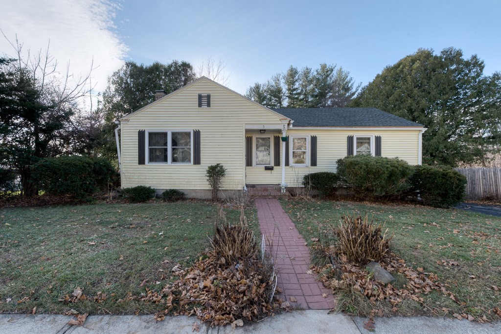 5 Sherwood Road Worcester, MA 01602 - Photo 3 of 40
