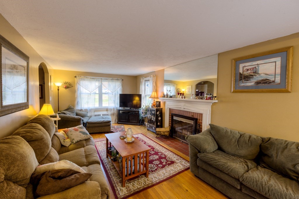 5 Sherwood Road Worcester, MA 01602 - Photo 10 of 40