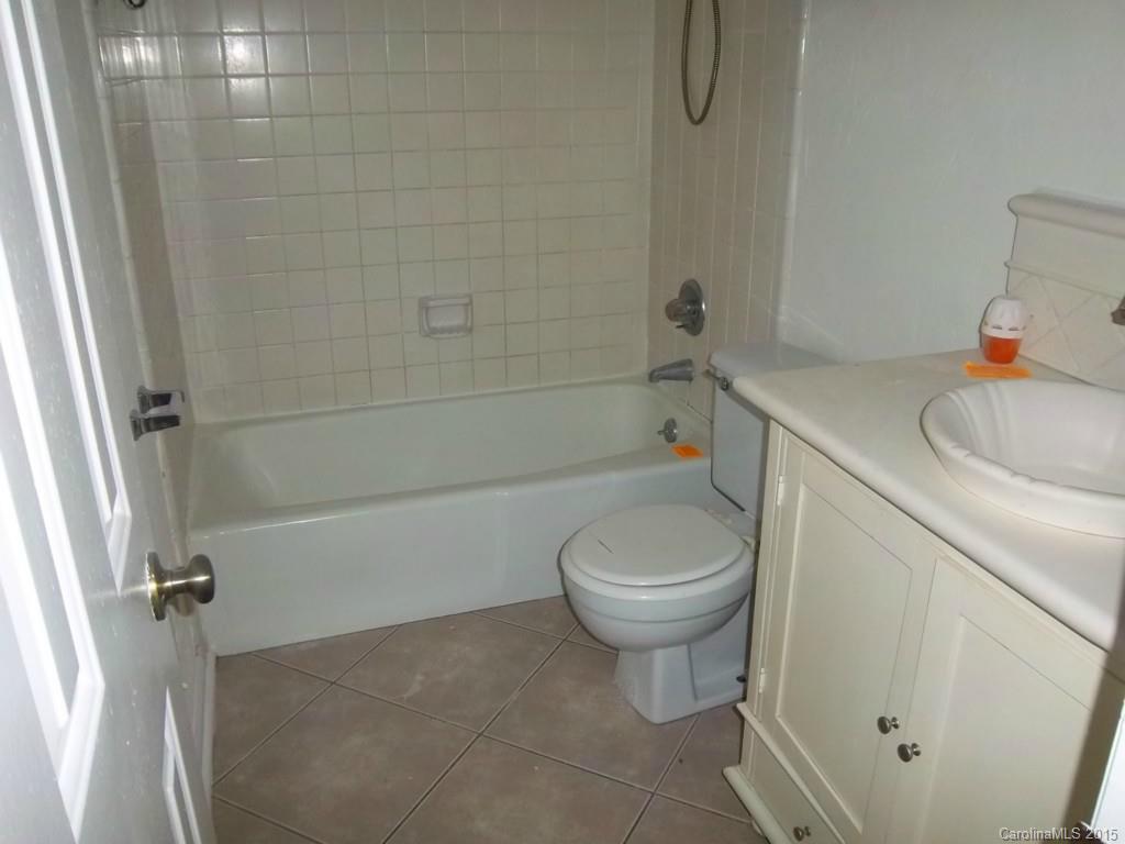 8500 Starnes Randall Road Charlotte, NC 28215 - Photo 13 of 14 Gallery Image 13